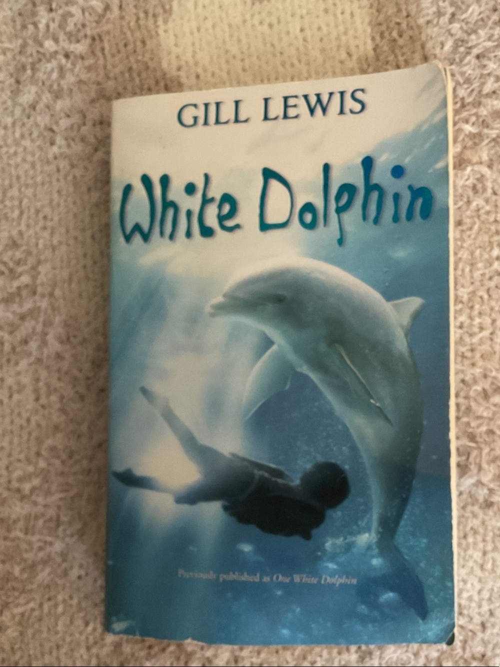 White Dolphin by Gill Lewis - Blue Ocean Cover